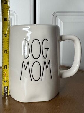 RAE DUNN "DOG MOM" MUG